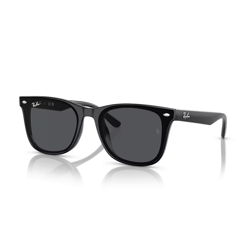 Ray-Ban